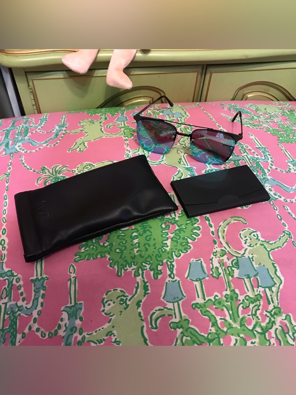 QUAY AUSTRALIA Private Eye blue mirror aviator Sunglasses